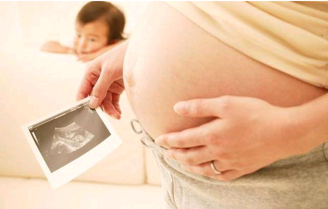 <b>深圳供卵代生宝宝需要 在深圳恒生医院申请办理做供卵试管的标准 ‘彩超生殖</b>